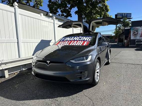 TESLA MODEL X 2017 5YJXCBE2XHF041969 image